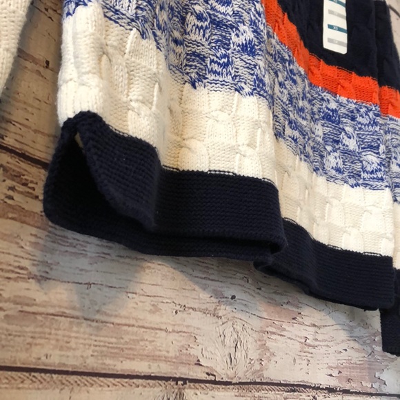 New Old Navy Women's Knit Sweater - Picture 5 of 9